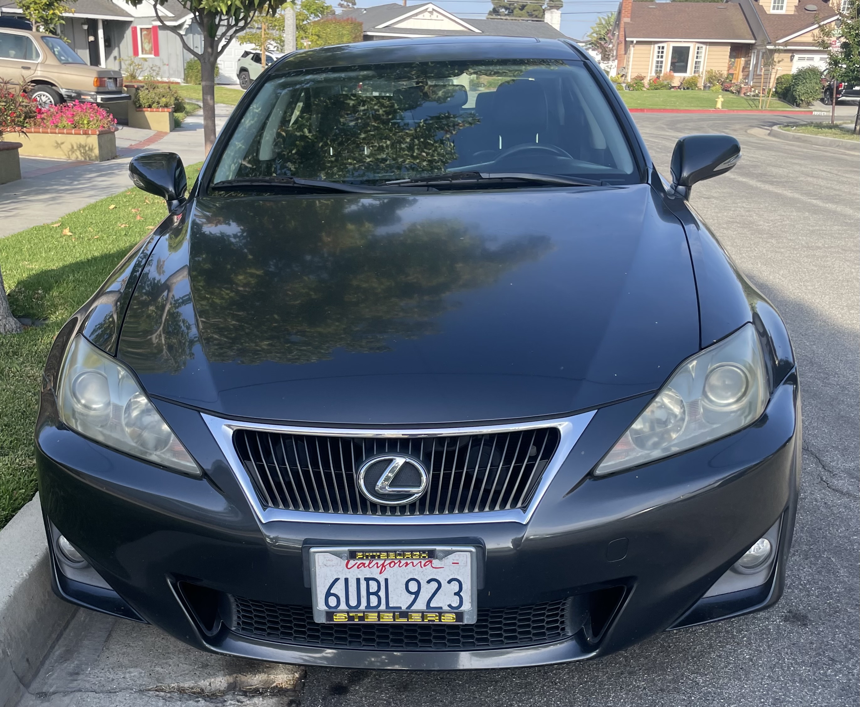 Used 2011 Lexus IS 250 w/ Premium Pkg Value Edition RWD image 1
