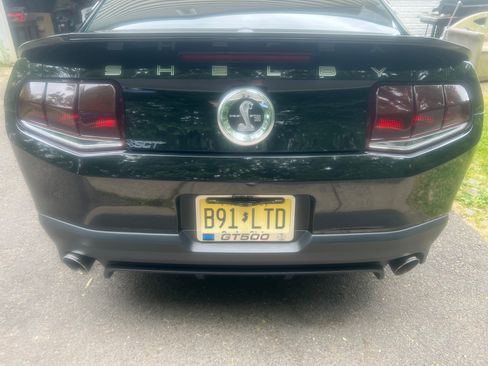 Used 2012 Ford Mustang Shelby GT500 w/ SVT Performance Pkg image 2