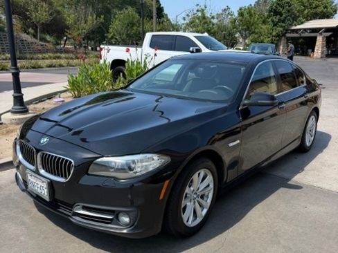 Used 2015 BMW 528i Sedan RWD image 2