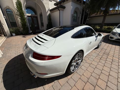 Used 2014 Porsche 911 Carrera S image 6