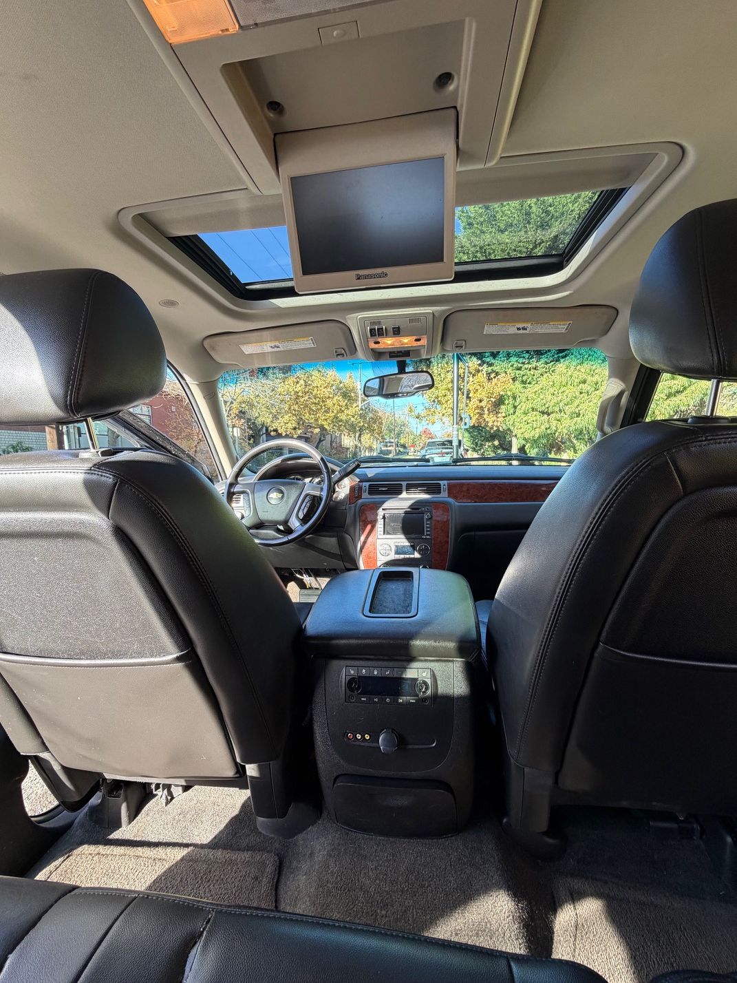 Used 2011 Chevrolet Tahoe LT AWD/4WD image 11