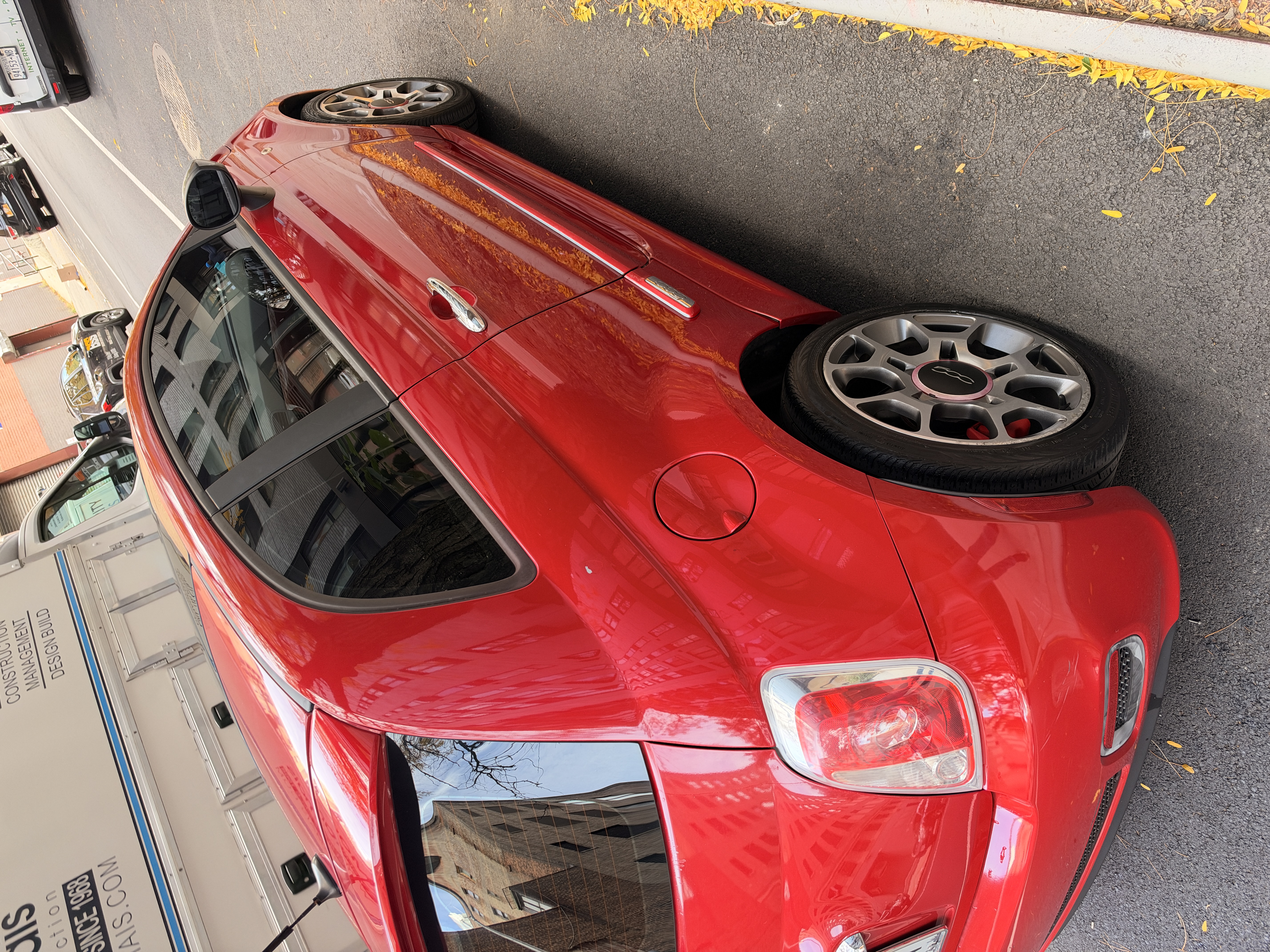Used 2012 FIAT 500 Sport w/ Safety & Convenience Pkg FWD image 6