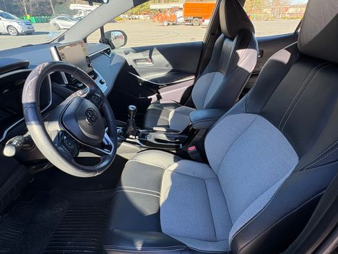 Used 2019 Toyota Corolla XSE image 14
