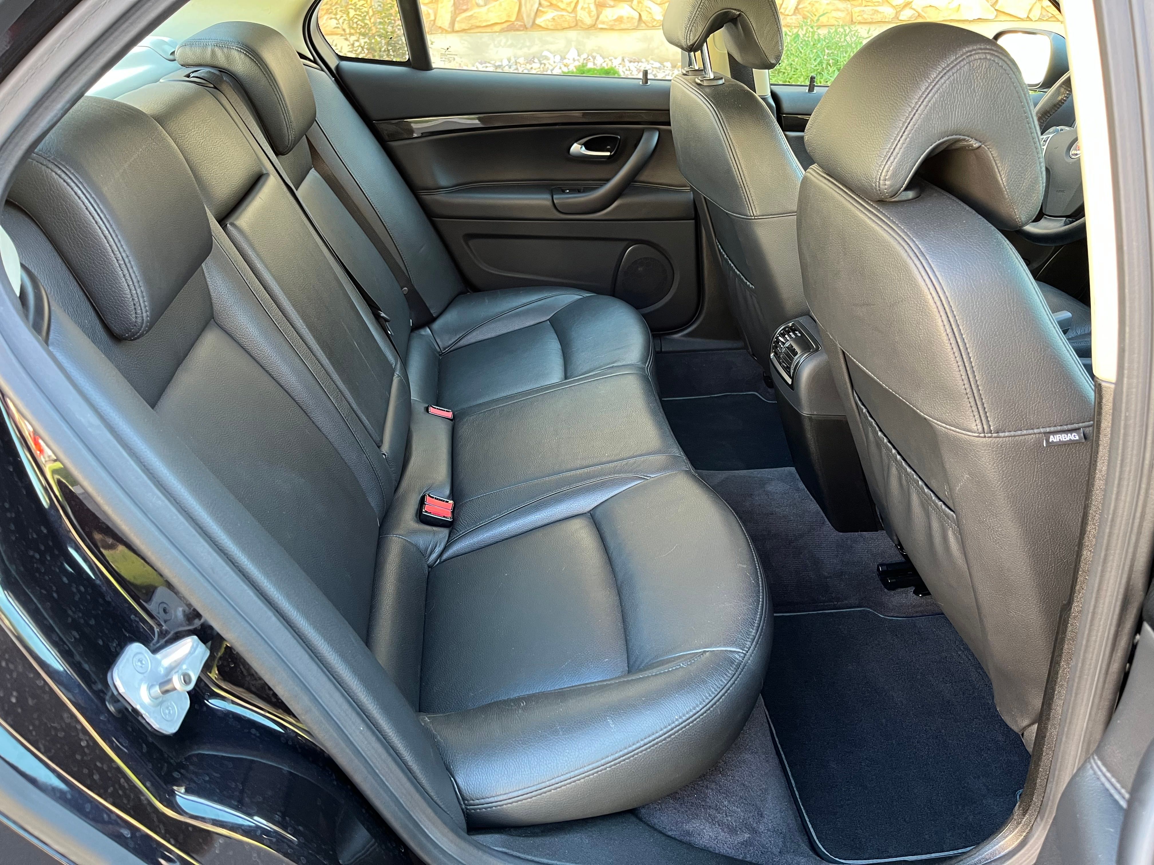 Used 2010 Saab 9-3 Aero w/ Aero Premium Package AWD/4WD image 17
