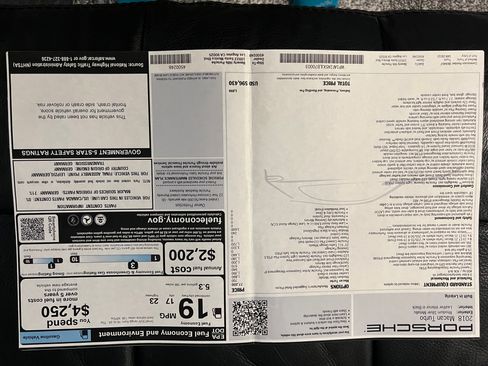 Used 2018 Porsche Macan Turbo image 32