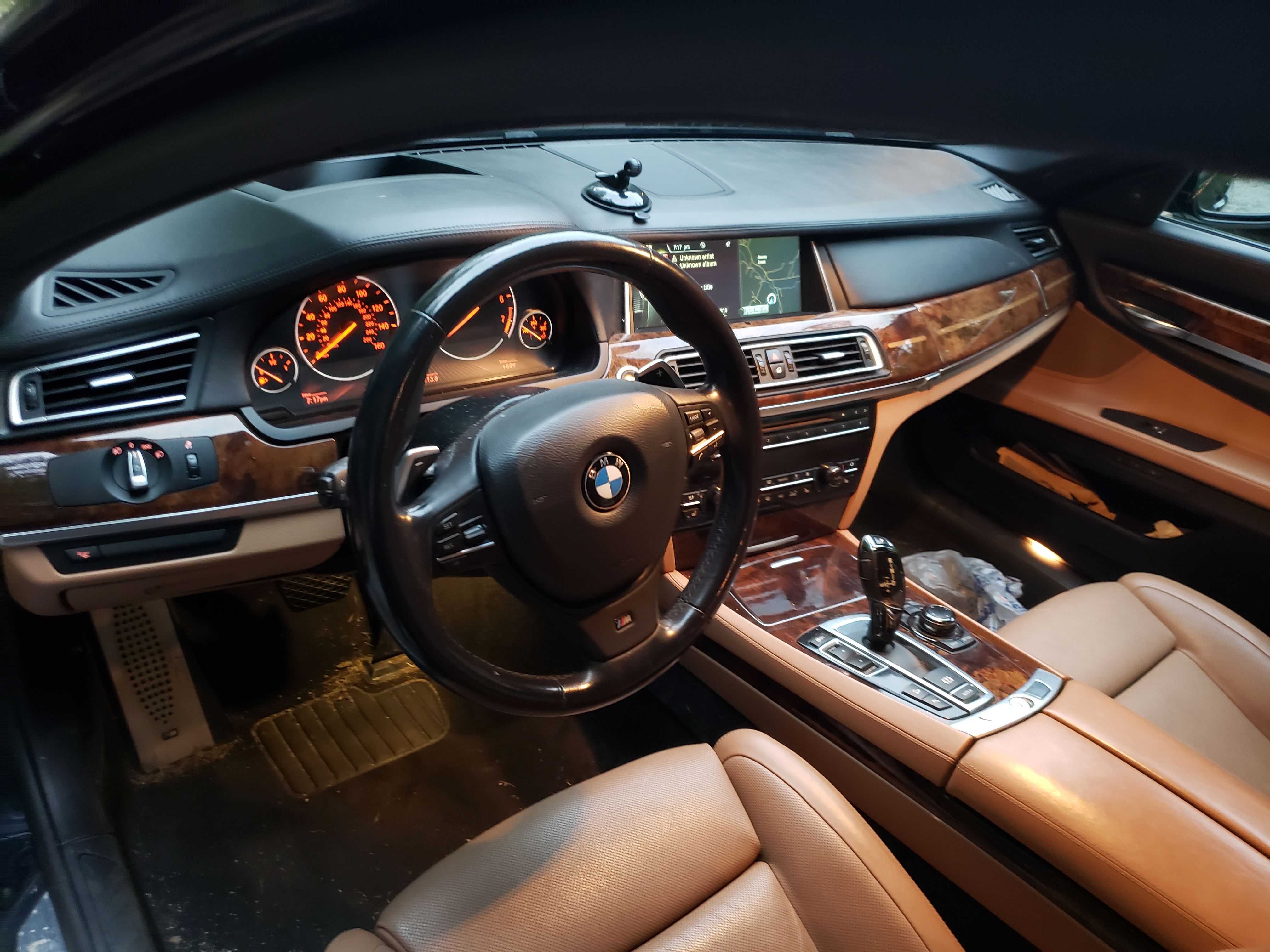 Used 2013 BMW 750Li xDrive AWD/4WD image 5