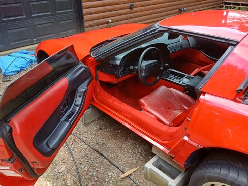 Used 1996 Chevrolet Corvette Coupe image 6