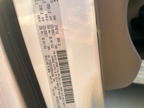 Used 2016 Dodge Grand Caravan SXT w/ Rear Park Assist Package image 9