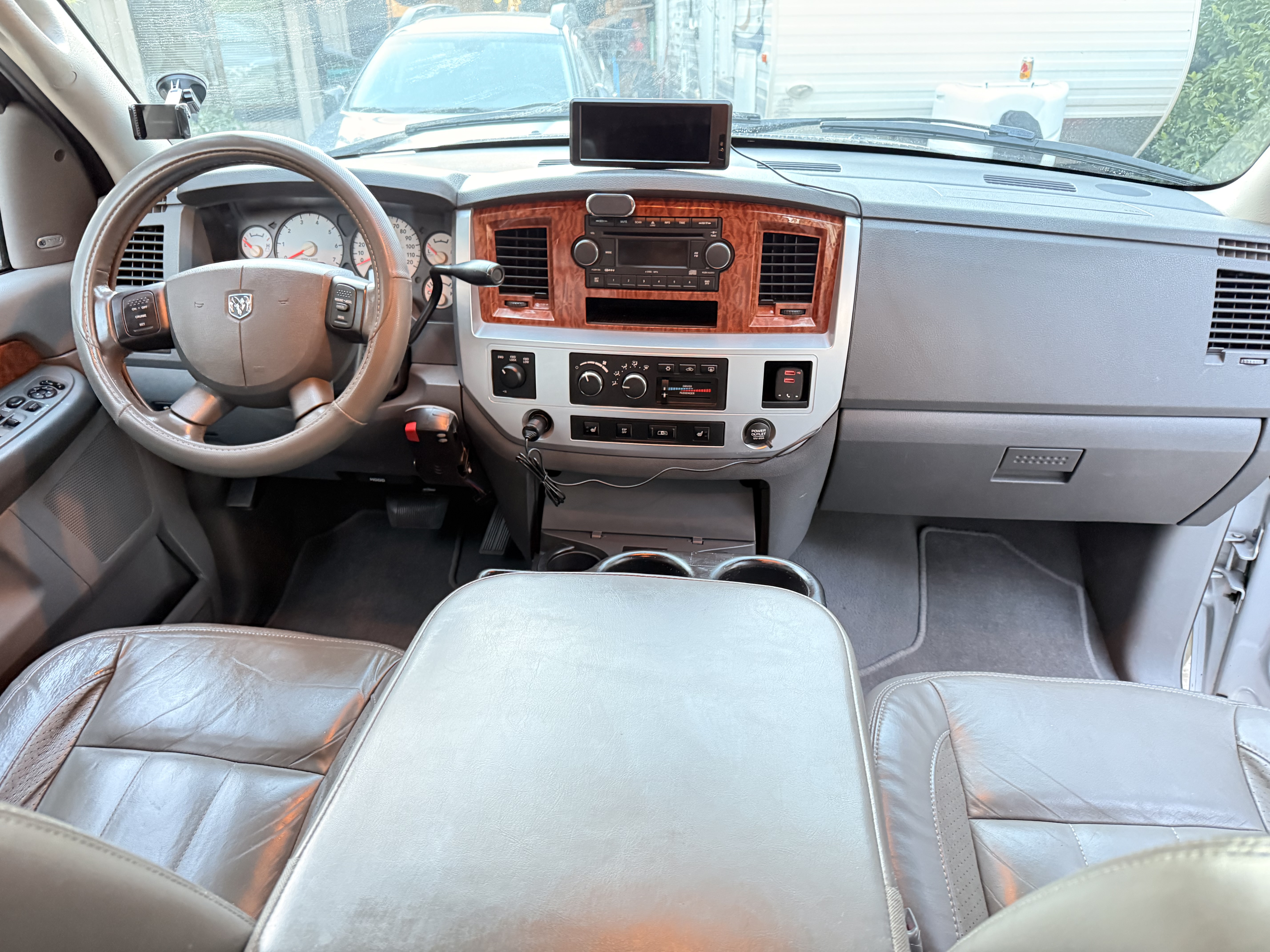 Used 2007 Dodge Ram 1500 Truck Laramie AWD/4WD image 10