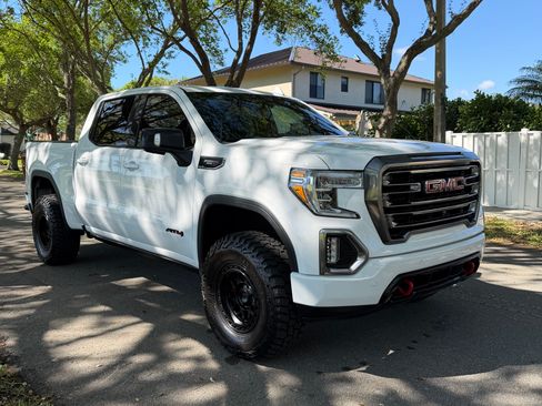 Used 2020 GMC Sierra 1500 AT4 w/ AT4 Premium Package image 5