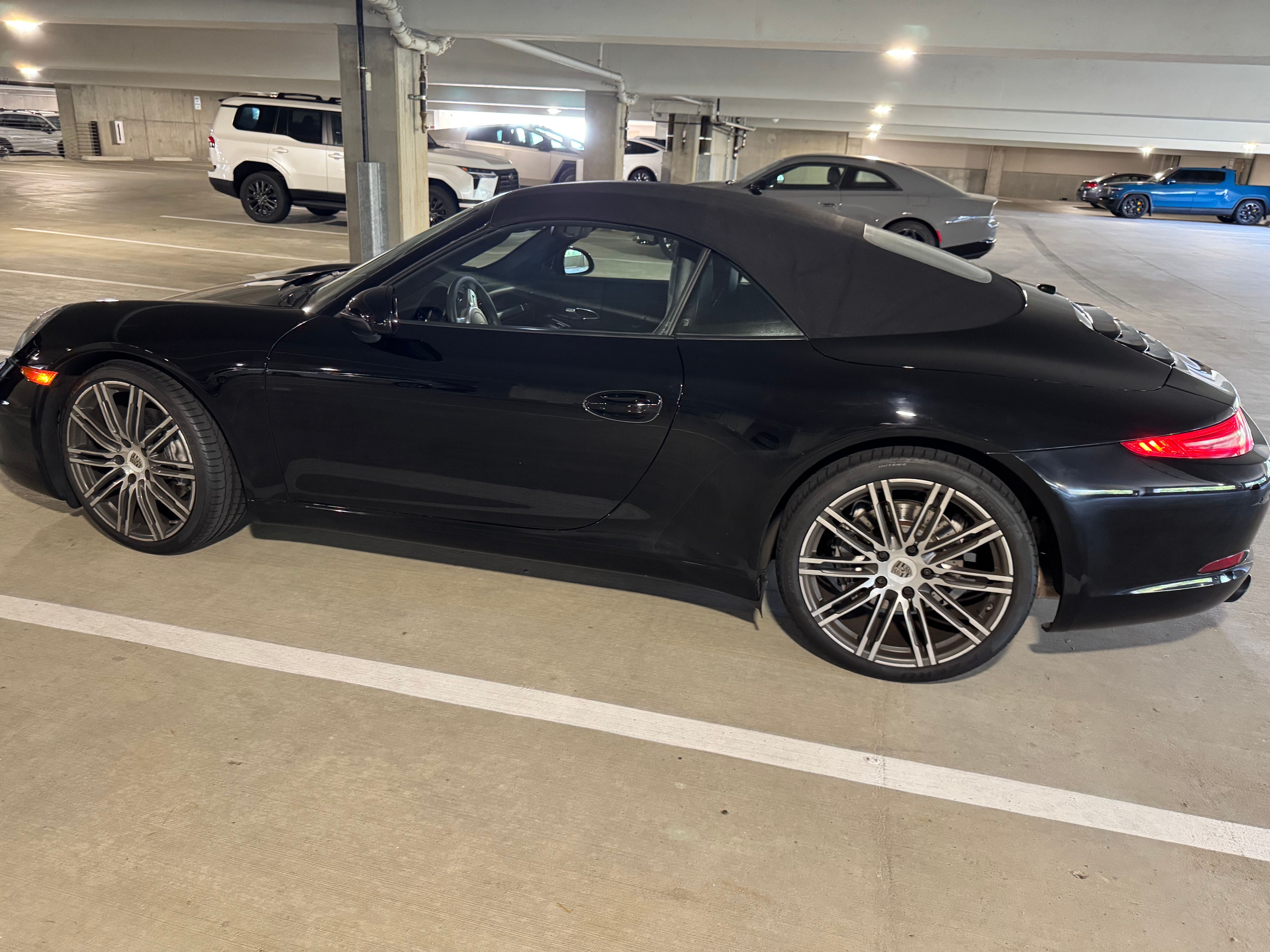 Used 2015 Porsche 911 Carrera image 1