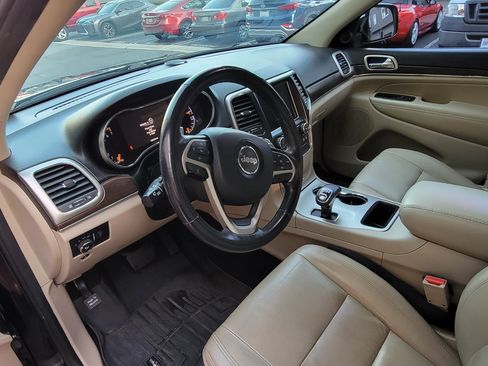 Used 2014 Jeep Grand Cherokee Limited w/ Trailer Tow Group IV image 20