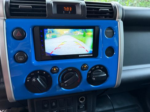Used 2007 Toyota FJ Cruiser 2WD image 14