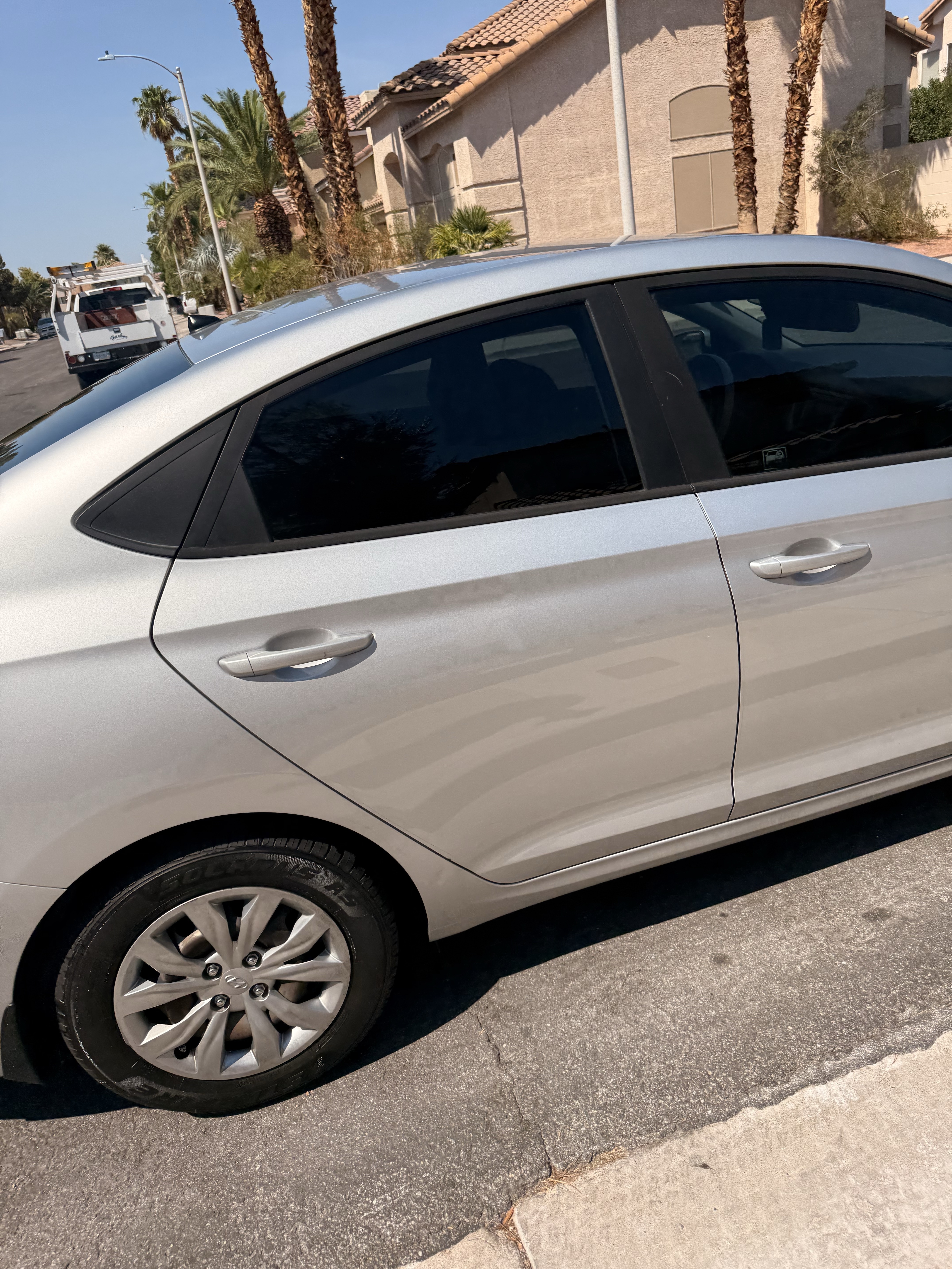 Used 2019 Hyundai Accent SE FWD image 2