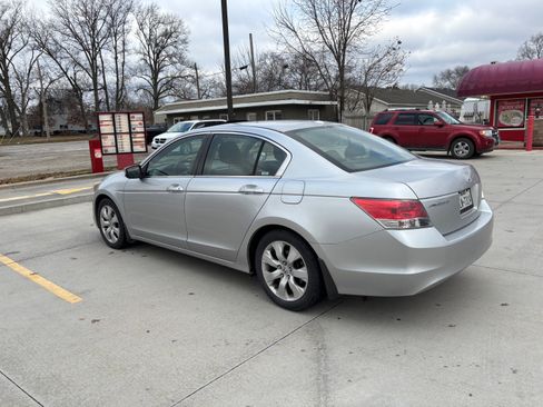 Used 2009 Honda Accord EX-L image 4