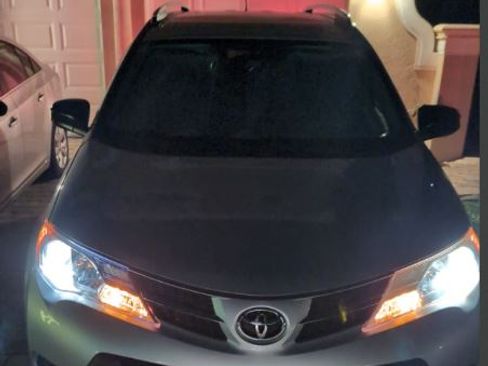 Used 2015 Toyota RAV4 LE image 8