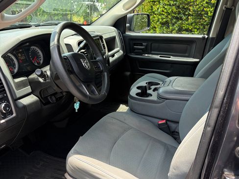 Used 2014 RAM 1500 Express AWD/4WD image 10