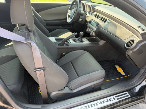 Used 2012 Chevrolet Camaro LS RWD image 16