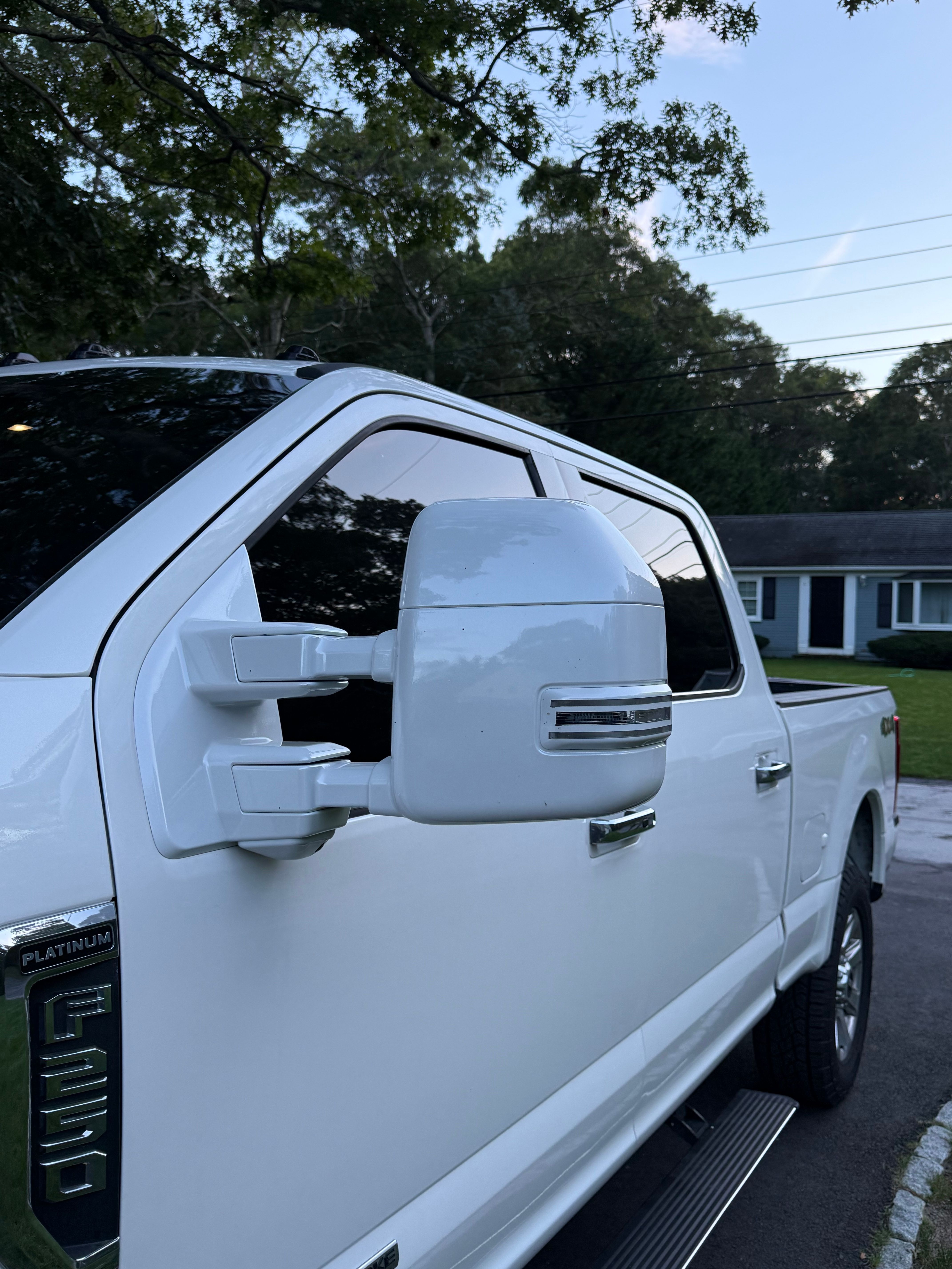 Used 2017 Ford F250 Platinum w/ Platinum Ultimate Package AWD/4WD image 4