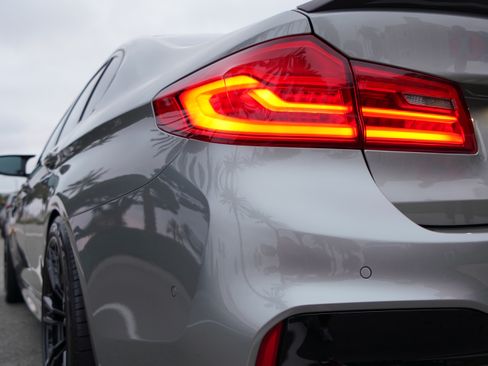 Used 2020 BMW M5 w/ Executive Package AWD/4WD image 2