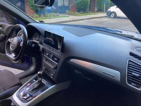 Used 2015 Audi SQ5 Premium Plus w/ Technology Package image 15