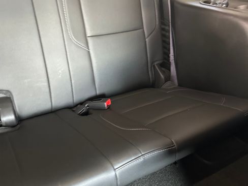 Used 2017 Chevrolet Tahoe LT image 11