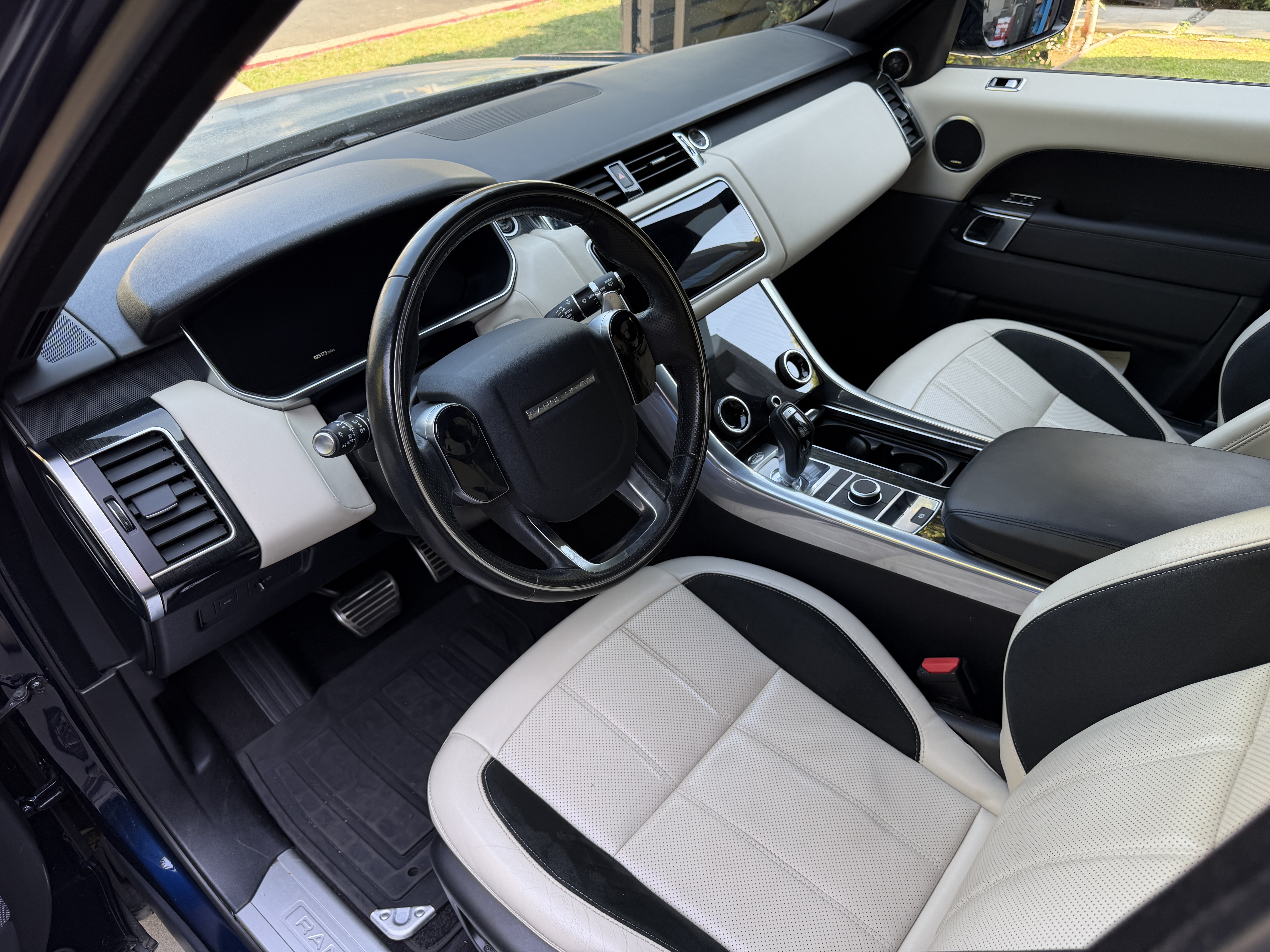 Used 2022 Land Rover Range Rover Sport HSE Dynamic AWD/4WD image 12