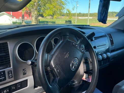 Used 2013 Toyota Tundra 4x4 Double Cab image 6