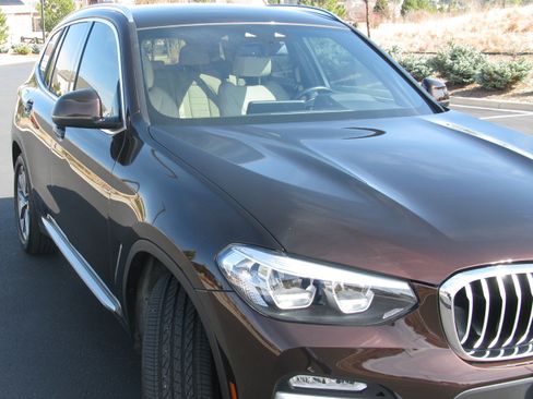 Used 2019 BMW X3 xDrive30i w/ Driving Assistance Package image 11