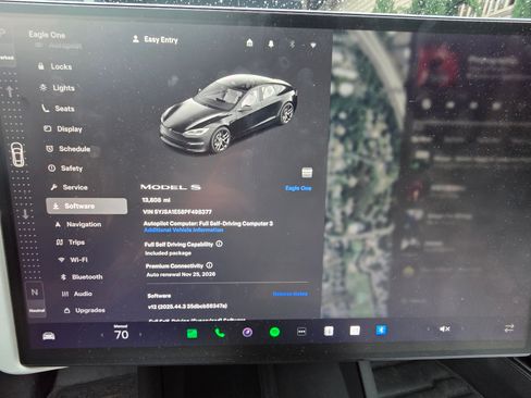 Used 2023 Tesla Model S Standard Range image 9