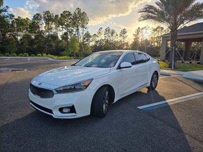 Used 2017 Kia Cadenza Premium w/ Luxury Package