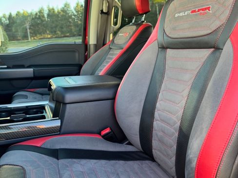 Used 2024 Ford F250 Lariat w/ Lariat Ultimate Package image 18