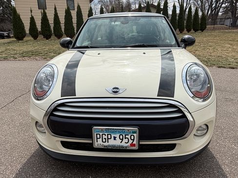 Used 2015 MINI Cooper 2-Door Hardtop image 2