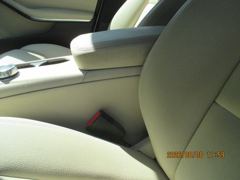 Used 2018 Mercedes-Benz CLA 250 4MATIC image 27