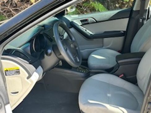Used 2010 Kia Forte EX image 5