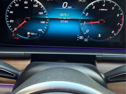 Used 2021 Mercedes-Benz GLE 350 4MATIC image 10