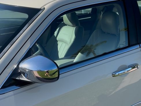 Used 2007 Chrysler 300 C image 5