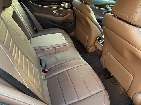 Used 2020 Mercedes-Benz E 450 4MATIC Wagon image 27