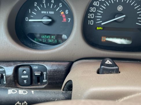 Used 2005 Buick Le Sabre Limited w/ Celebration Edition Package image 15