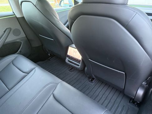 Used 2025 Tesla Model 3 Long Range image 15