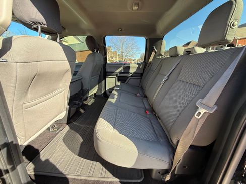 Used 2016 Ford F150 XLT image 14