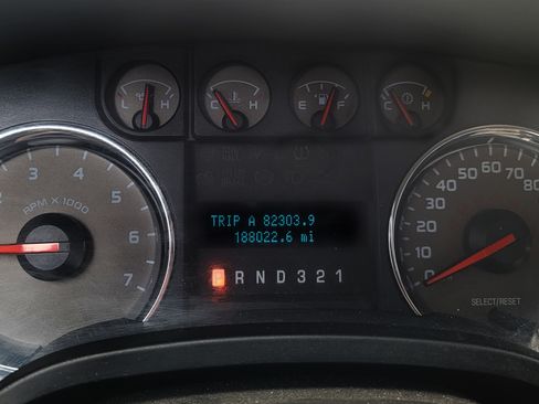 Used 2010 Ford F150 XLT image 15