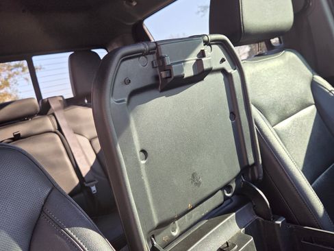 Used 2021 GMC Sierra 1500 SLT w/ SLT Premium Package image 19