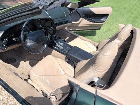 Used 1994 Chevrolet Corvette Convertible RWD image 12