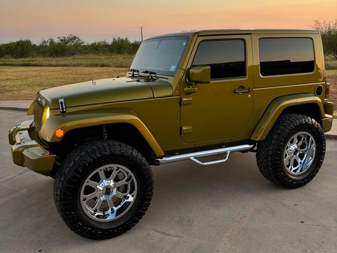 Used 2007 Jeep Wrangler Sahara w/ PWR Convenience Group AWD/4WD image 2