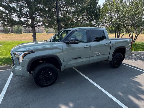 Used 2026 Toyota Tundra Limited w/ TRD Off-Road Package AWD/4WD image 6
