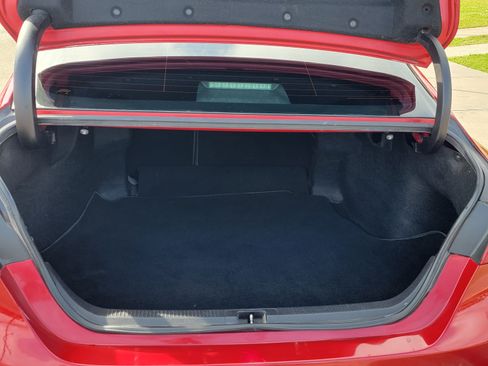 Used 2019 Toyota Camry XSE image 17