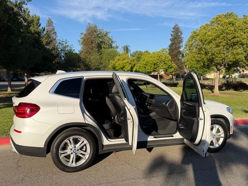 Used 2018 BMW X3 xDrive30i image 30