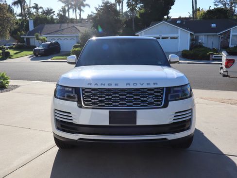 Used 2019 Land Rover Range Rover HSE image 2