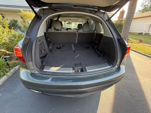 Used 2016 Acura MDX SH-AWD w/ Technology Package image 11